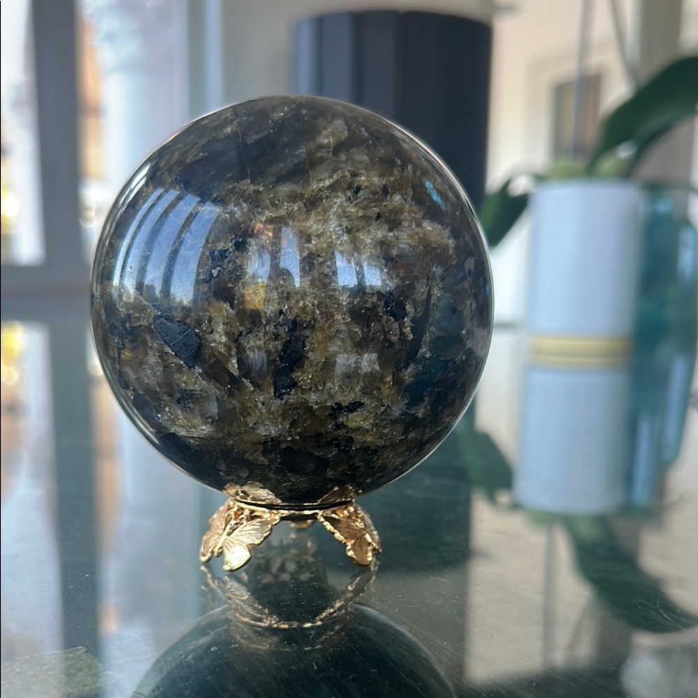 Labradorite Crystal Sphere large - Picture 8 of 12